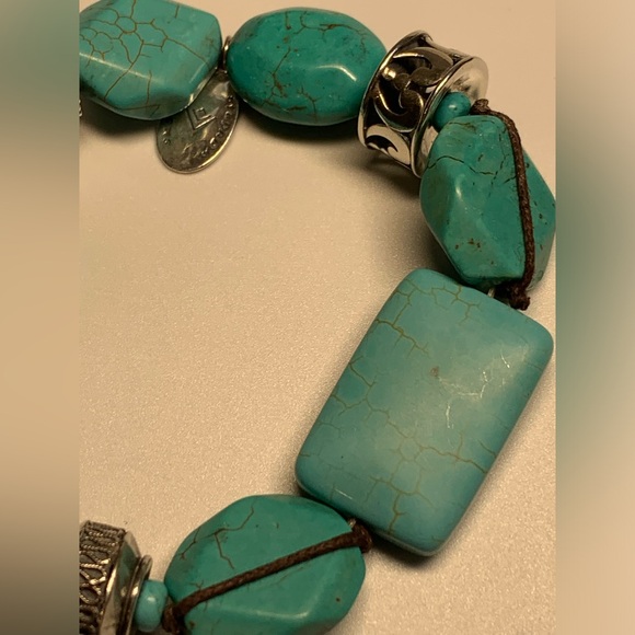 Silpada Vintage STER Compressed Turquoise, Howlite & Magnesite Stretch Bracelet - Picture 9 of 14
